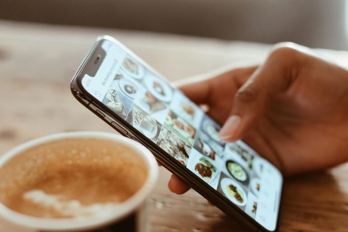 social media formation
